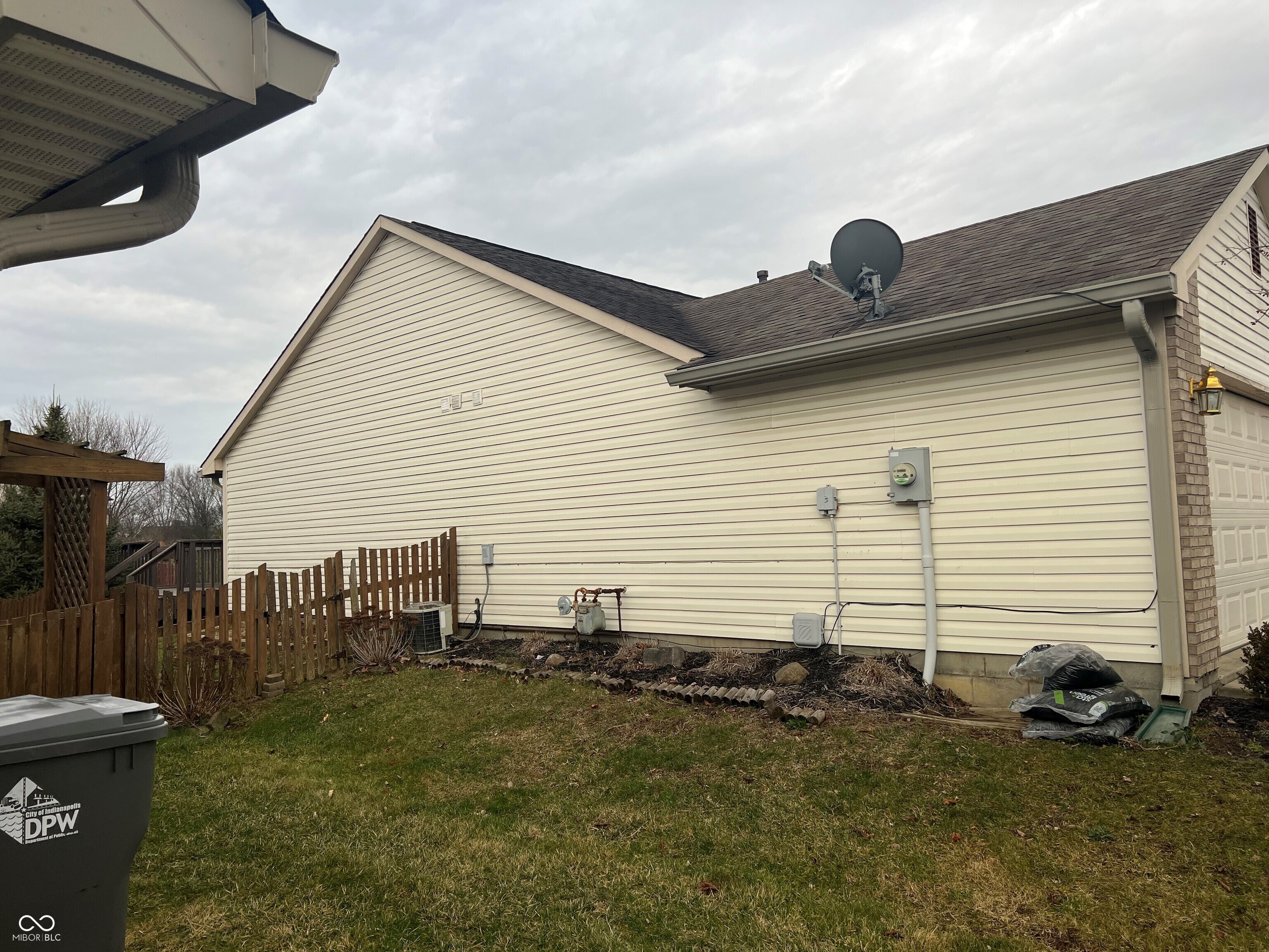 8809 Trumpeter Drive