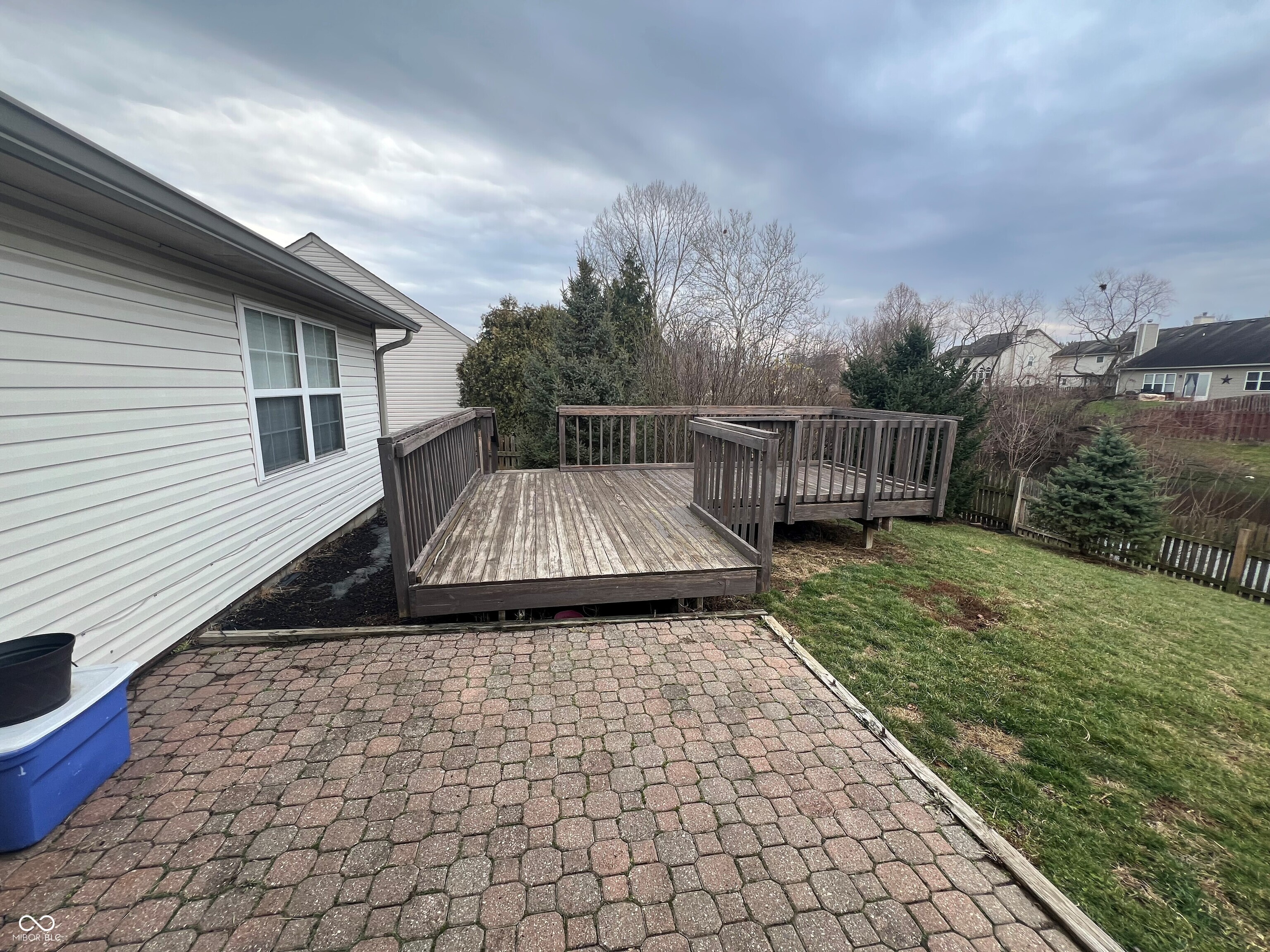 8809 Trumpeter Drive