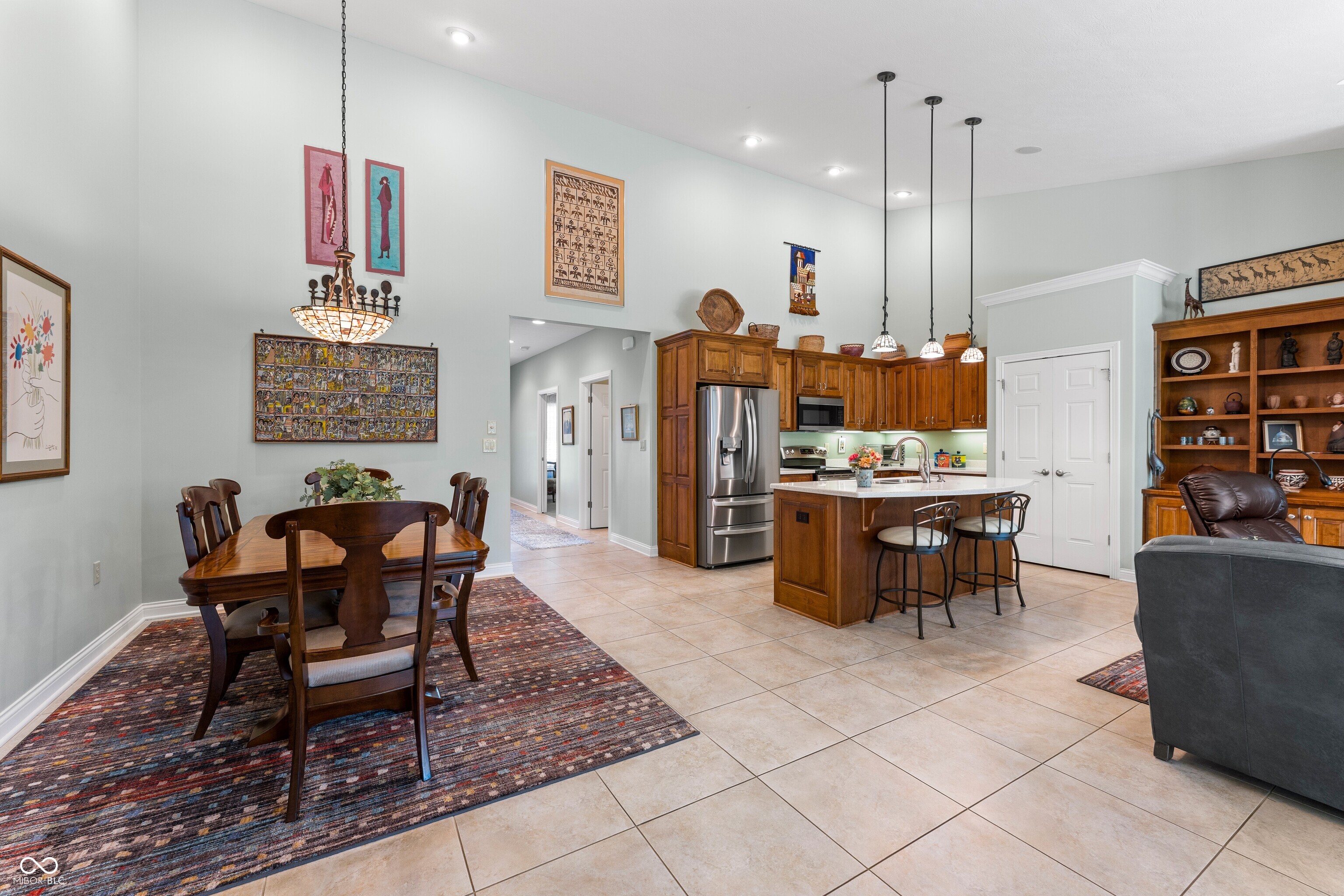 5125 Sanibel Drive