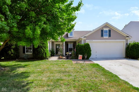 Photo of 5629 Olive Branch Way, Indianapolis, IN 46237 (MLS # 22124153)