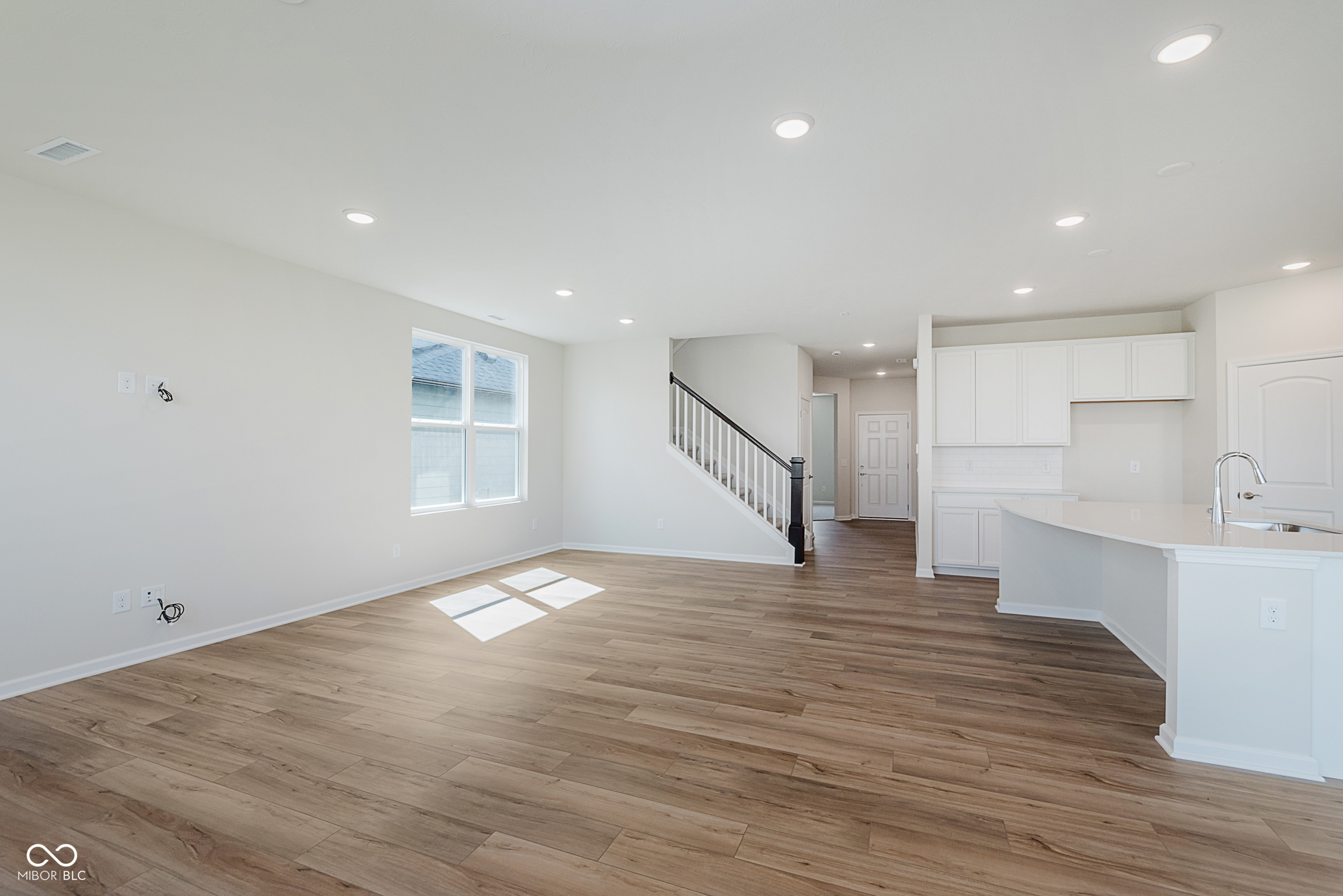 2568 Madison Lane