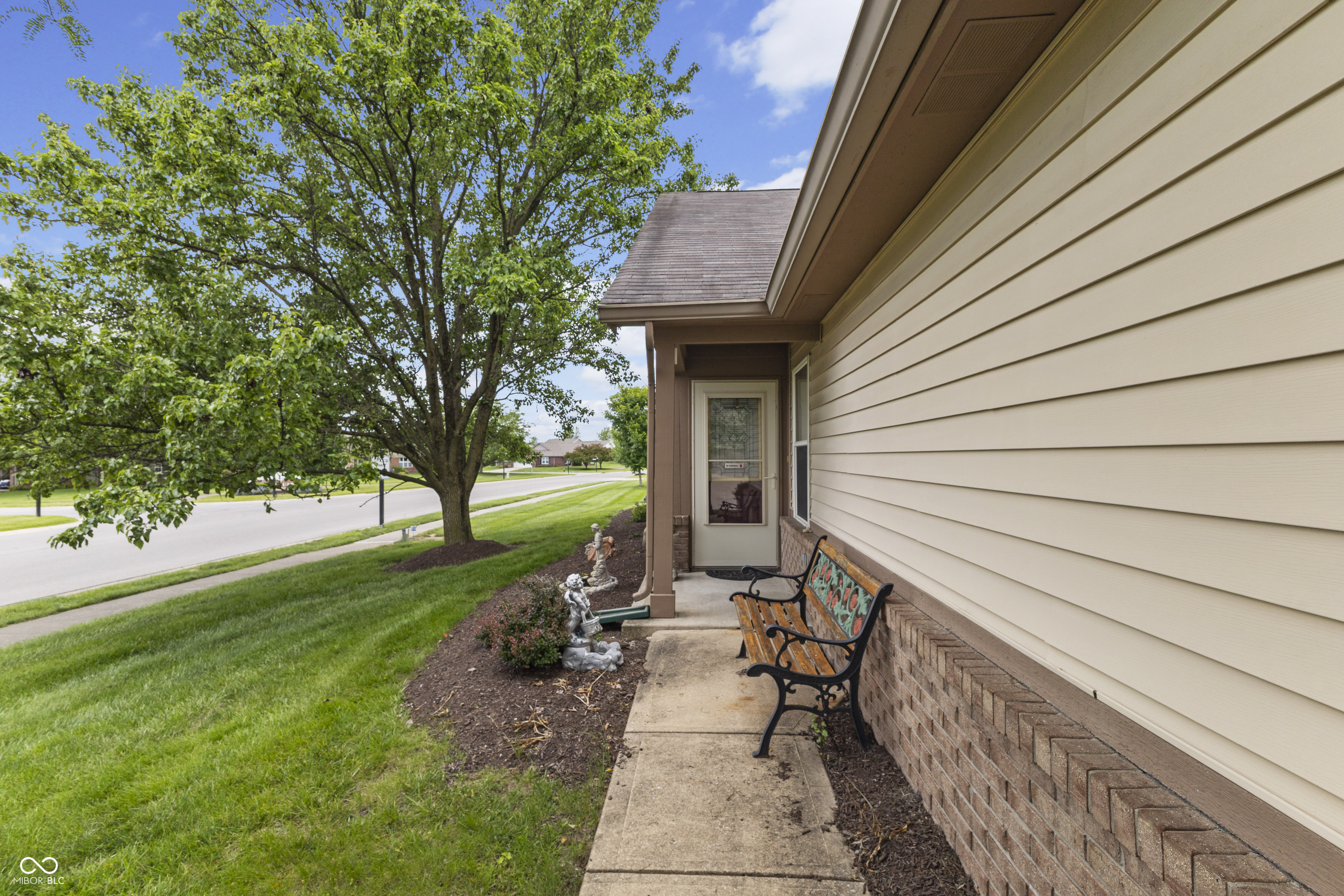 6553 Edna Mills Drive