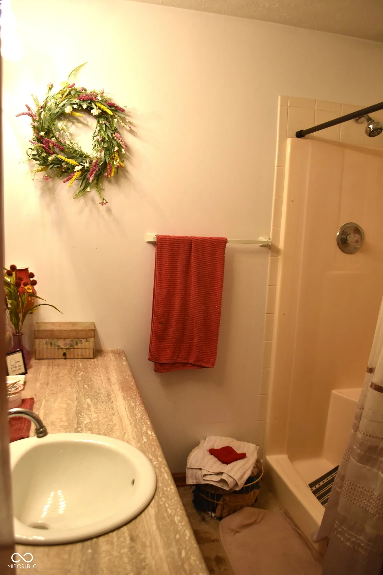 Indianapolis, Indiana 46237, United States, 3 Bedrooms Bedrooms, ,2 BathroomsBathrooms,Residential,Active,196488