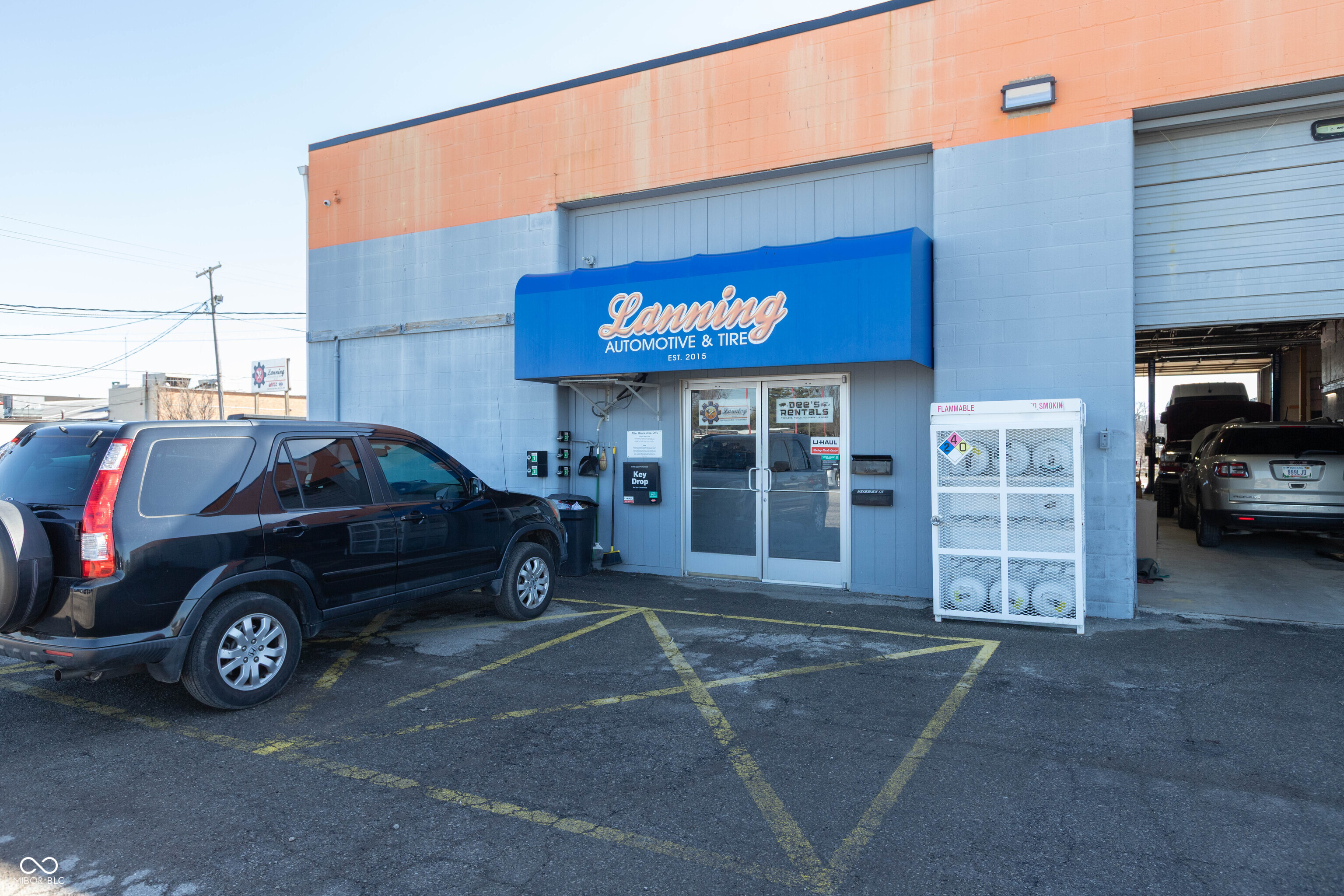 2660 Hawcreek Boulevard