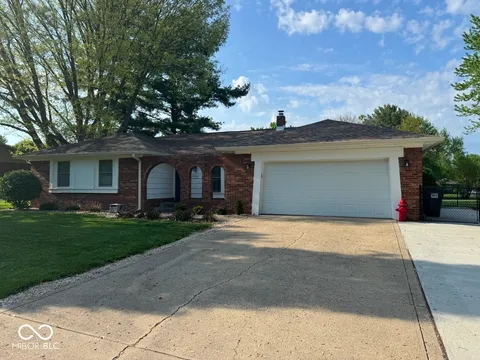 4336 Bittersweet Lane, Greenwood, IN 46142 - MLS#: 22037872