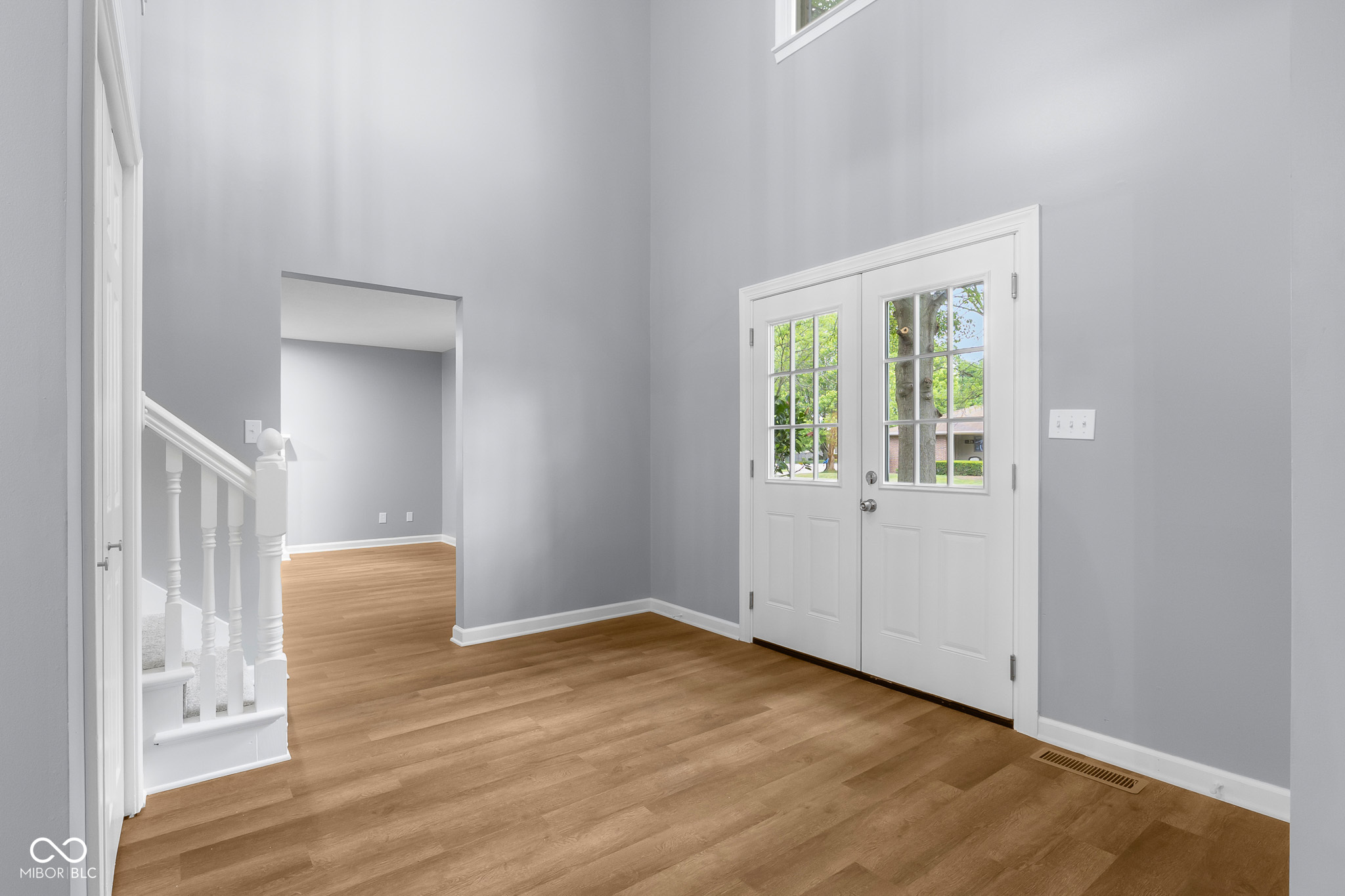 1127 Junco Drive