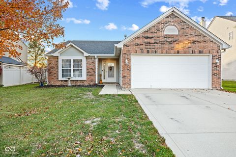 Photo of 6896 N Karnes Drive, McCordsville, IN 46055 (MLS # 22072949)