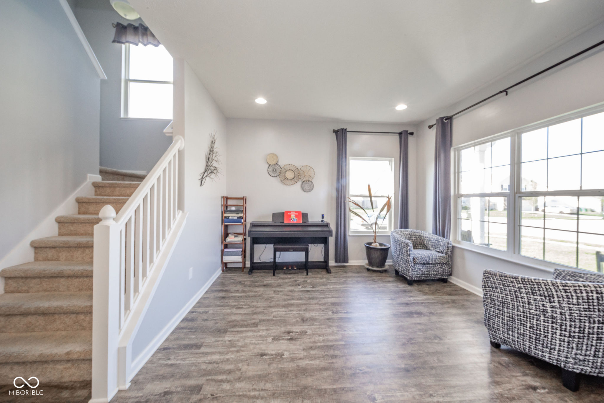 403 N Crystal Drive