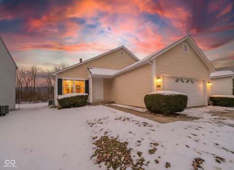 Photo of 6046 Morning Dove Drive, Indianapolis, IN 46228 (MLS # 22076279)