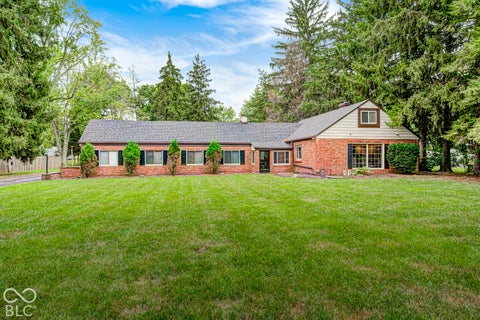 Photo for 27 W Roberts Road