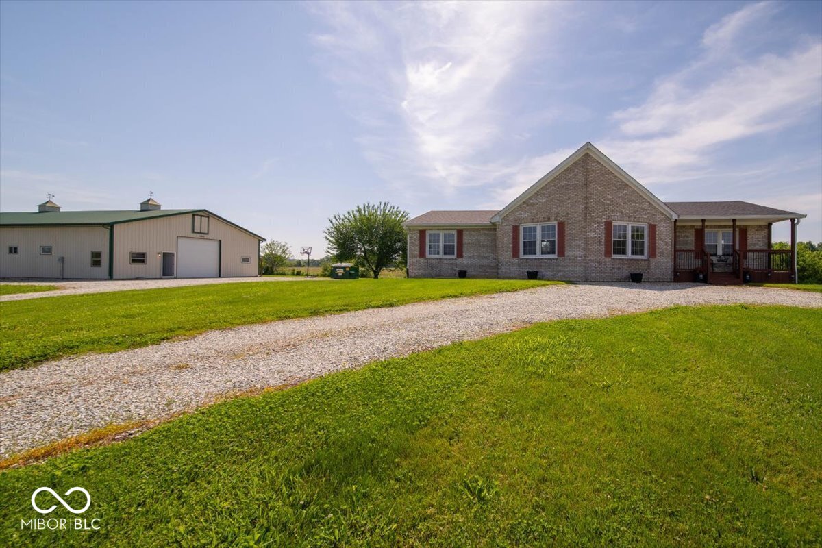 22642 State Road 37 N