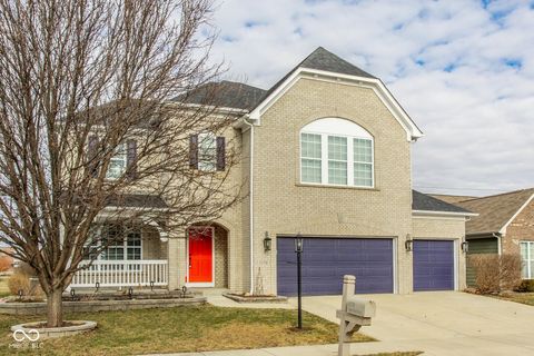 Photo of 6178 Sugar Maple Drive, Zionsville, IN 46077 (MLS # 22085529)