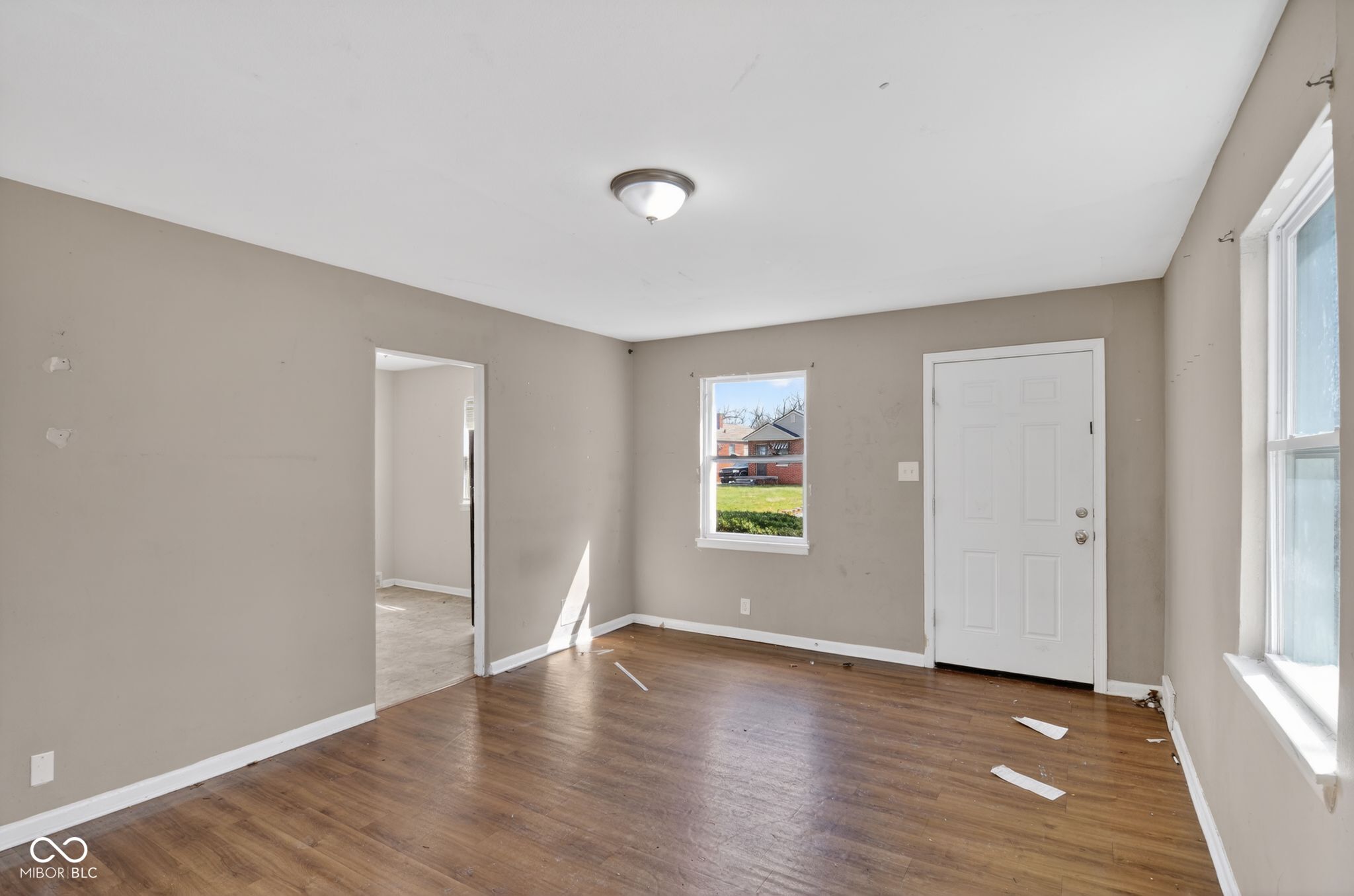 226 S Gladstone Avenue