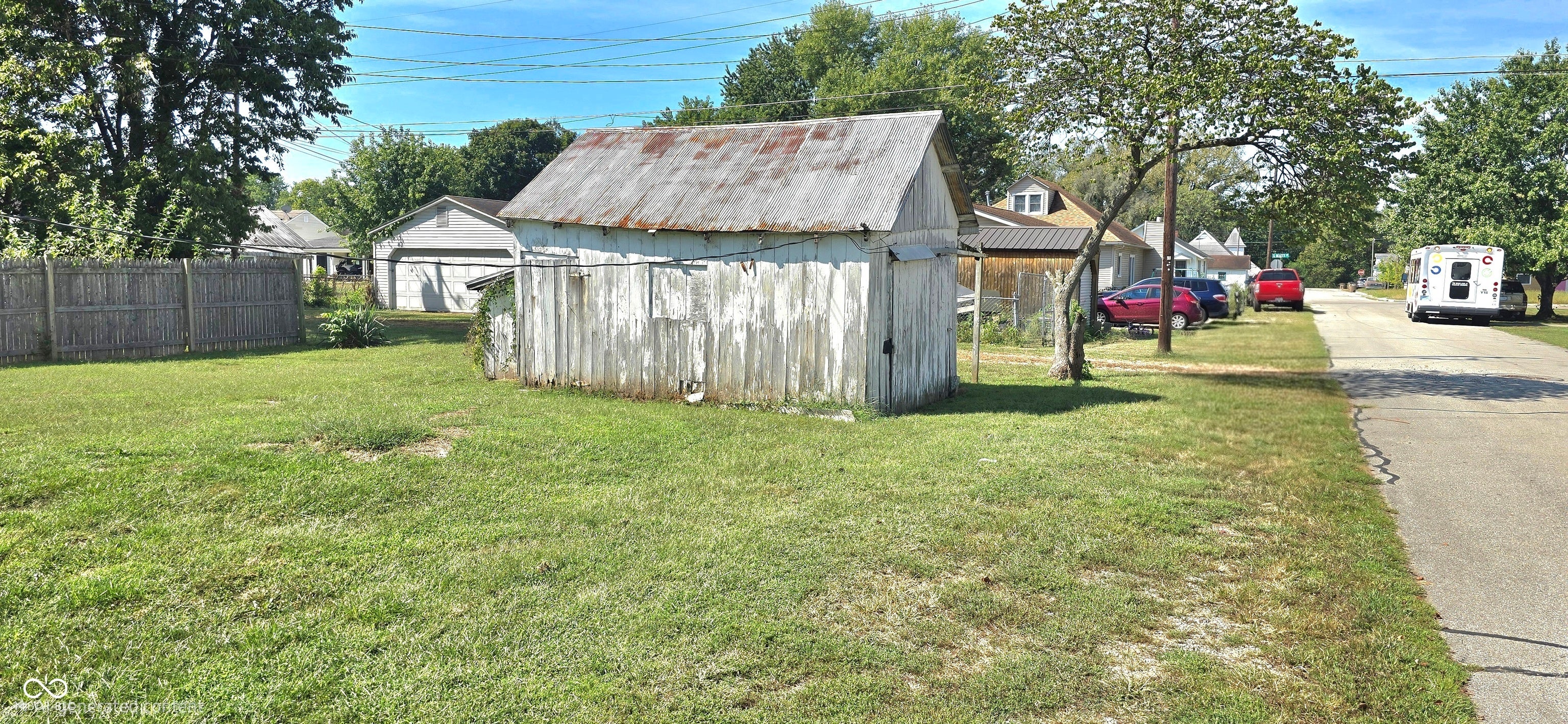 102 Jones St