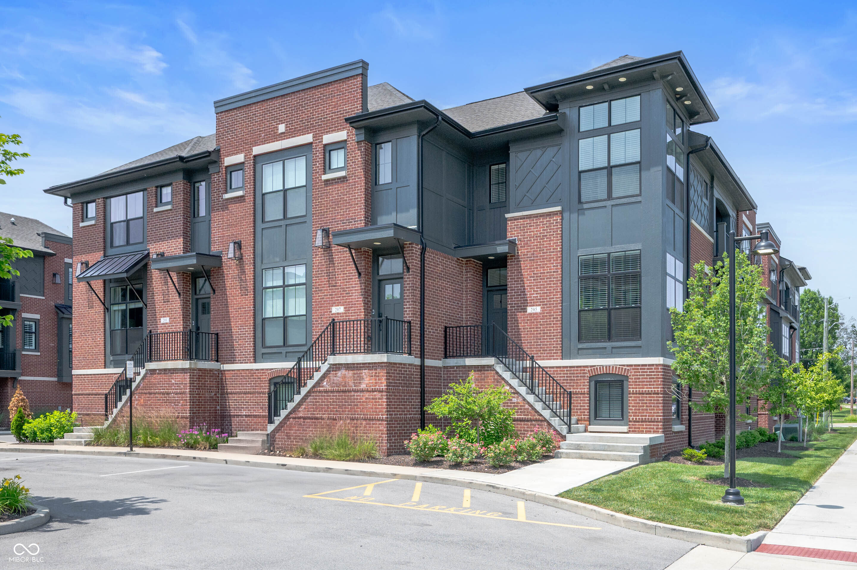 205 Poplar Street