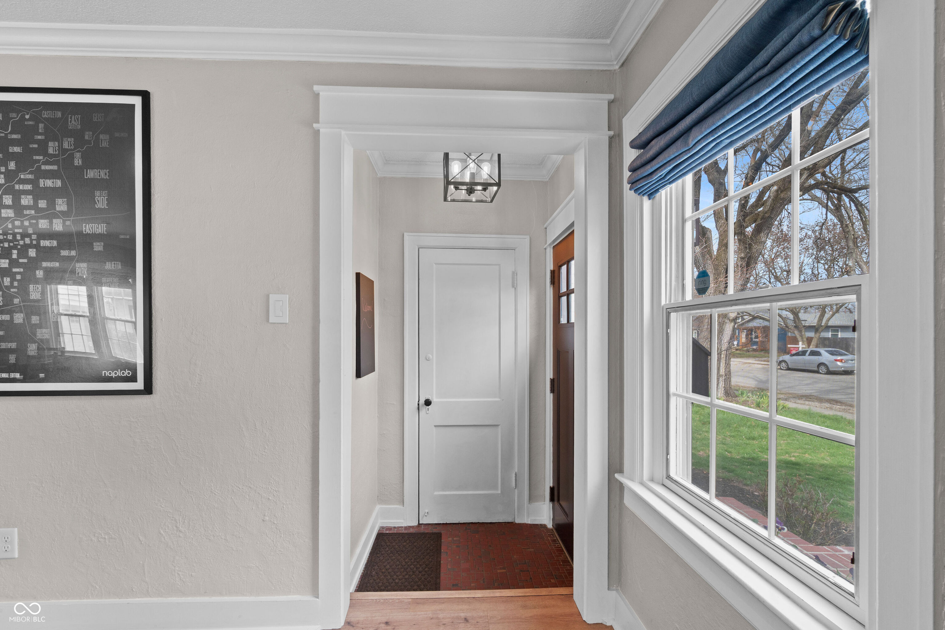 6174 Burlington Avenue