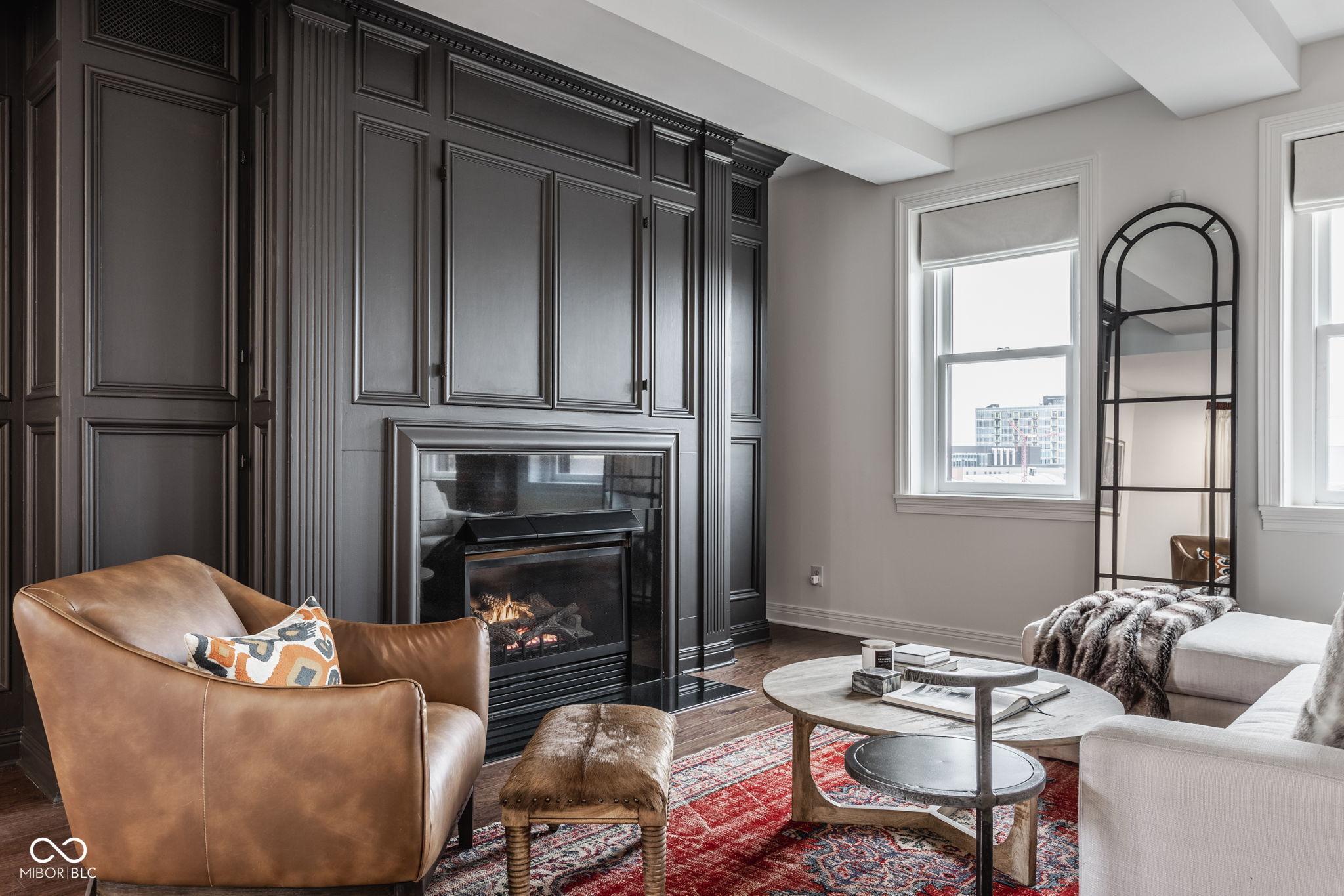 110 E Washington Street 900