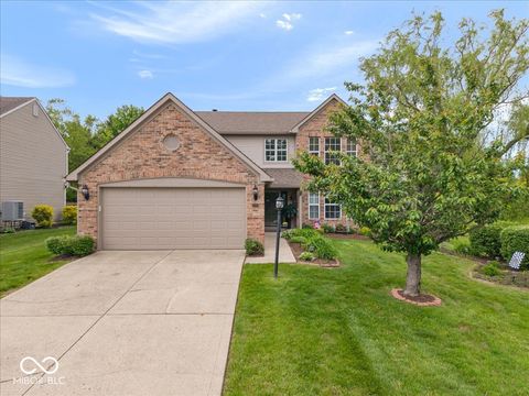 Photo of 6268 Valleyview Drive, Fishers, IN 46038 (MLS # 22099603)