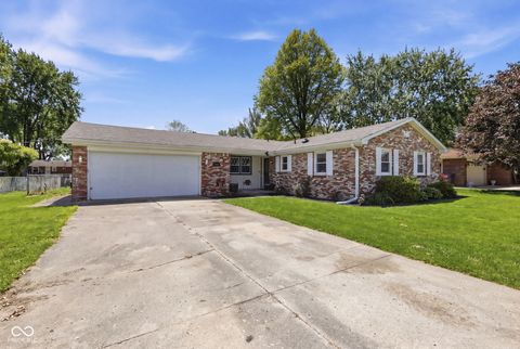 1709 E 47th Street Anderson IN 46013