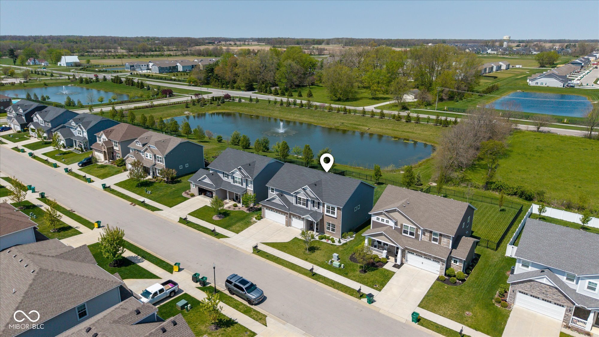 900 Parker Lane