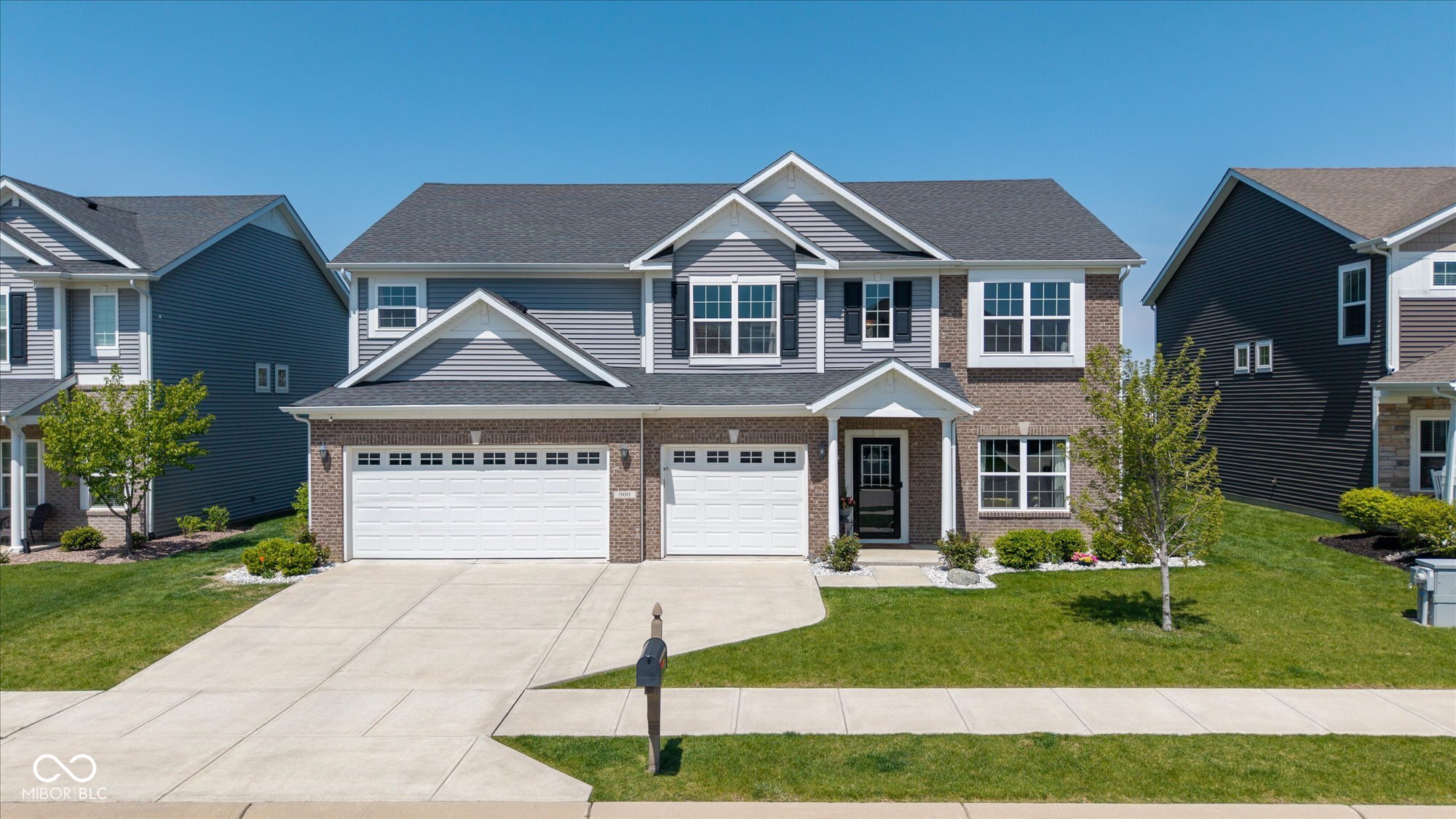 900 Parker Lane