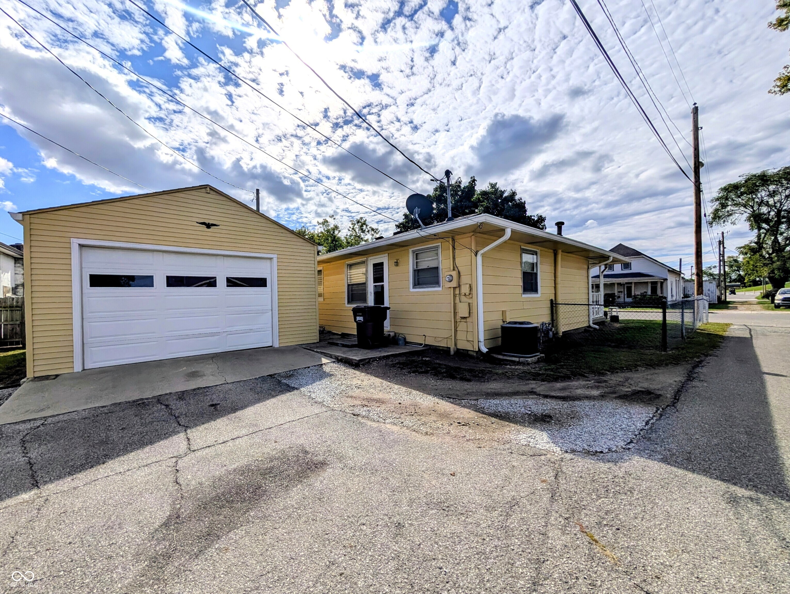 207 S Pleasant Street