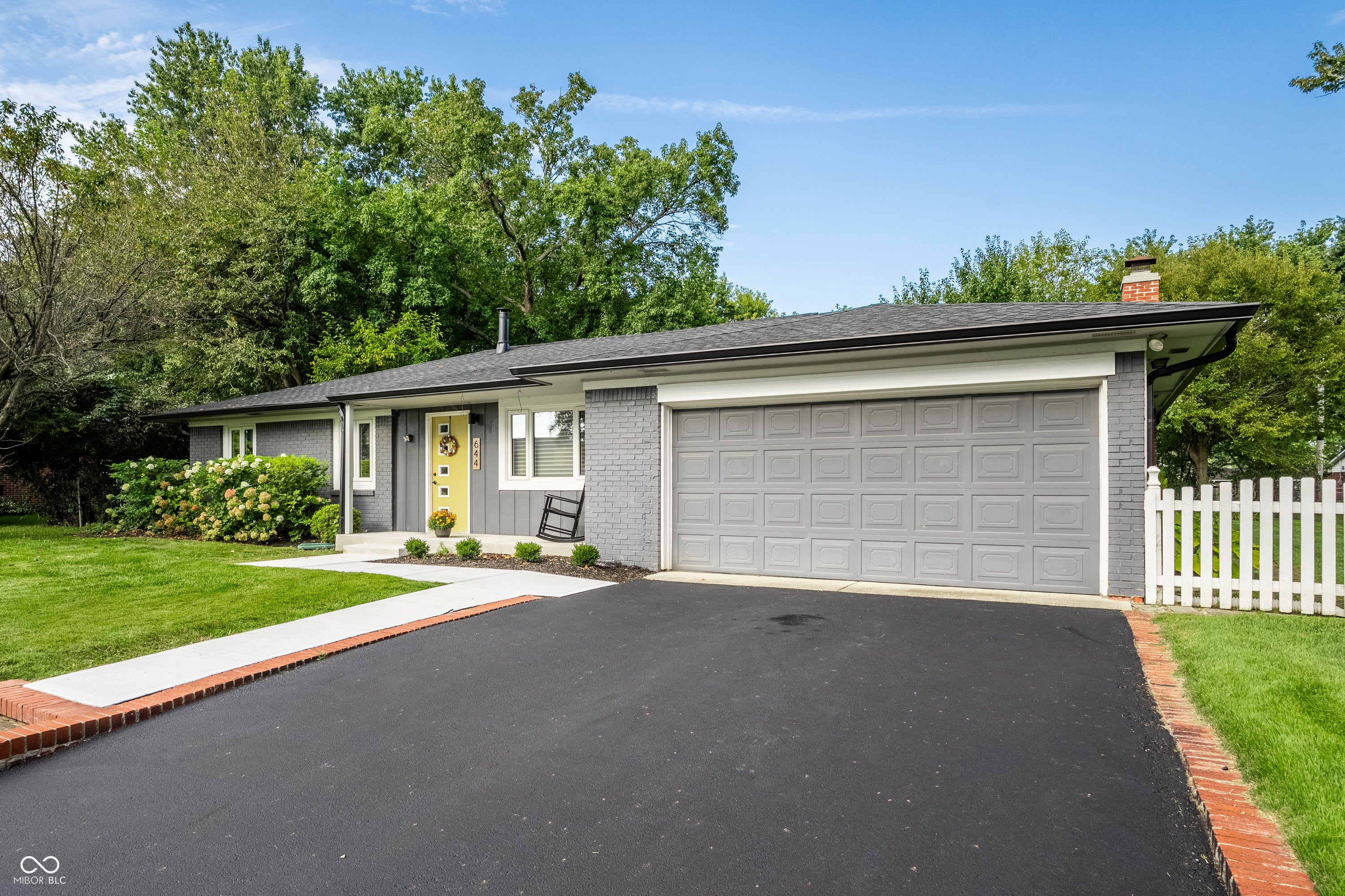 644 Lakeview Drive