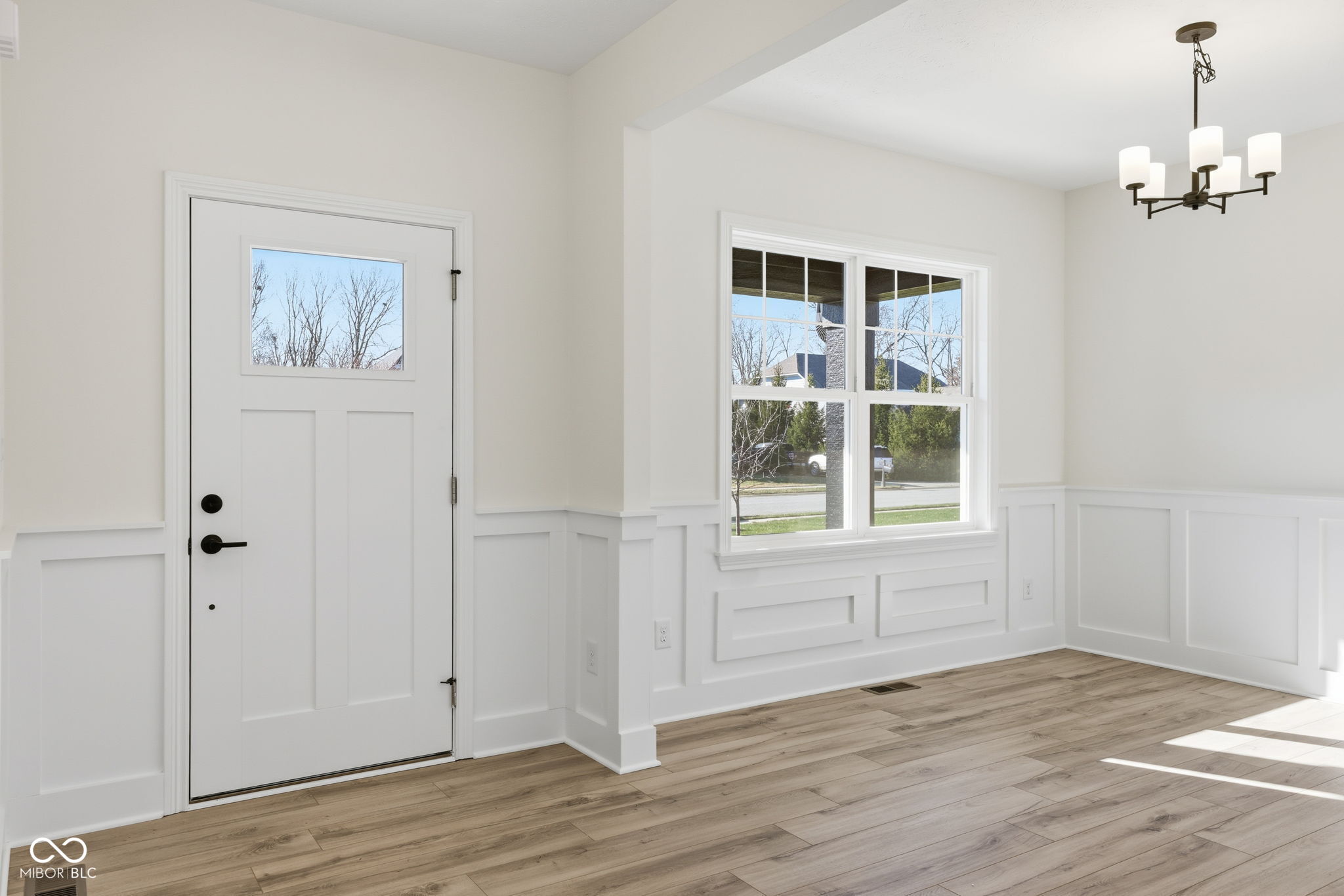 6882 Linden Woods Drive