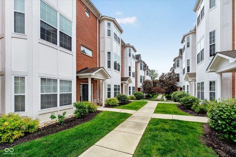 Photo of 856 S Park Trail Drive, Carmel, IN 46032 (MLS # 22100454)
