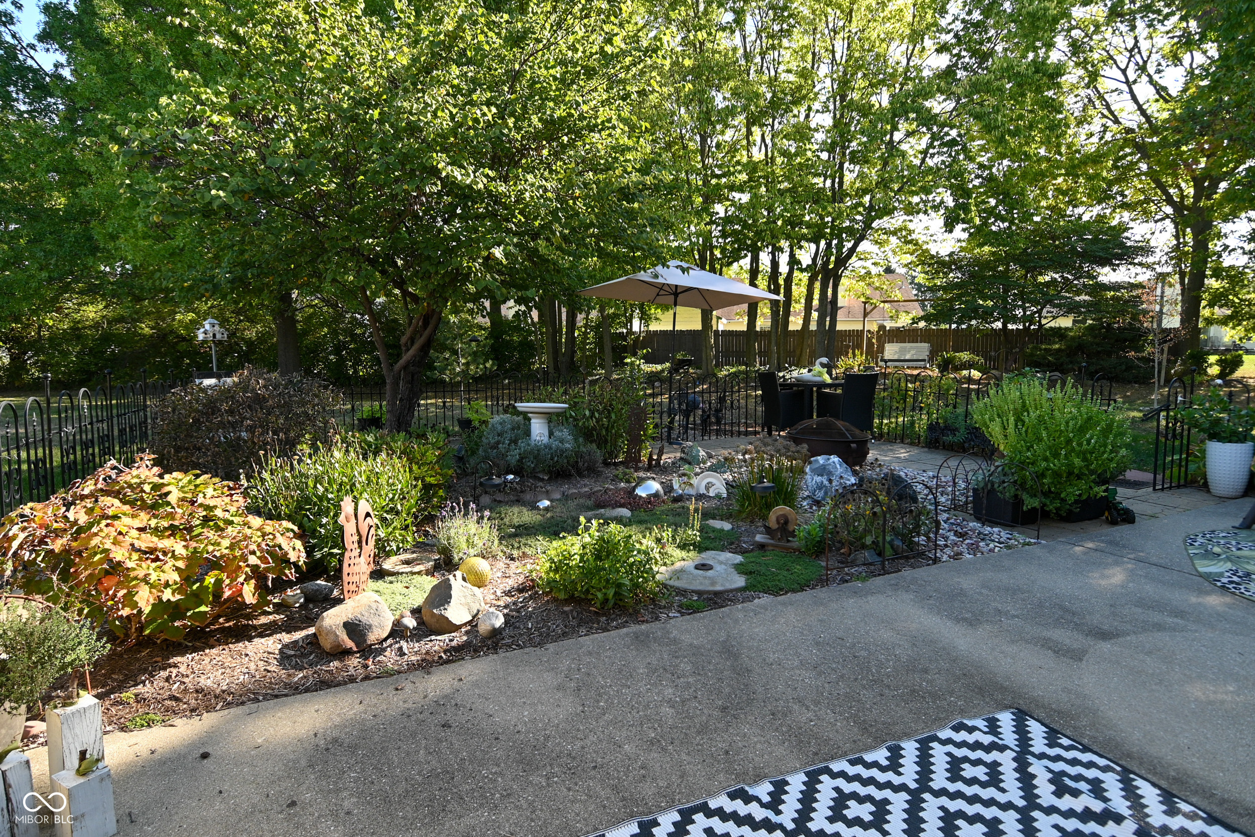 269 Lake View Court