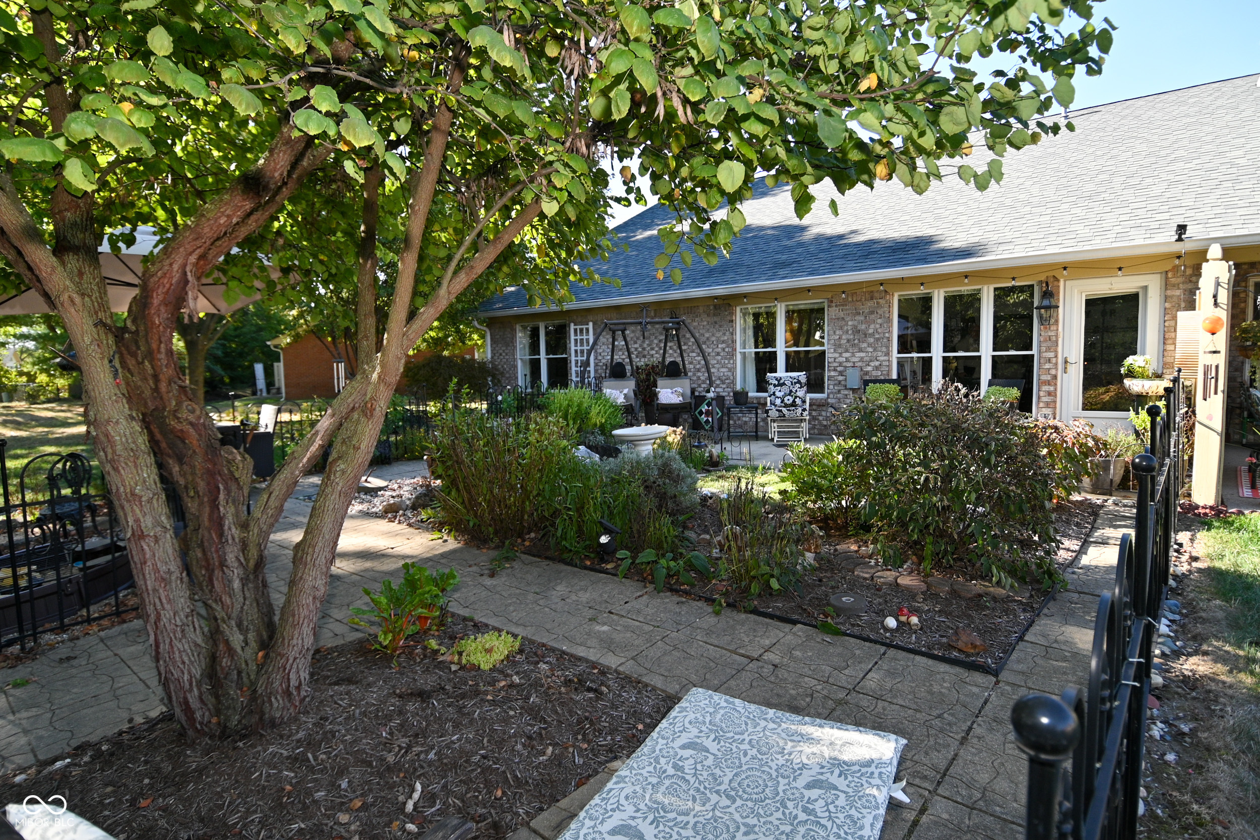 269 Lake View Court