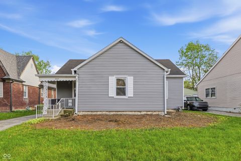 Photo of 4907 Young Avenue, Indianapolis, IN 46201 (MLS # 22097637)