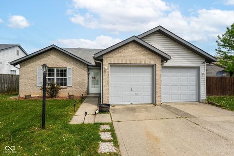 Photo of 5120 Seerley Creek Road, Indianapolis, IN 46241 (MLS # 22095999)