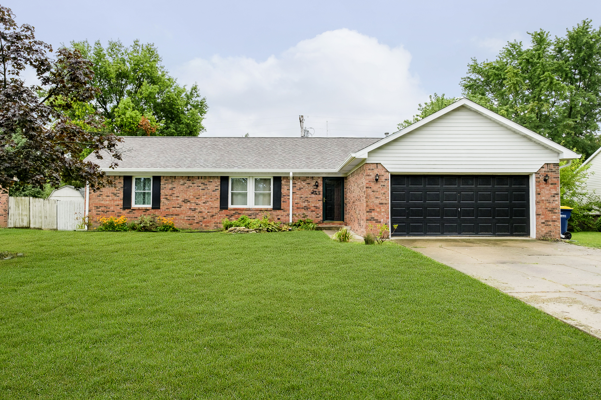 Photo 1 of 21 — 249 Lori Ann Drive, Whiteland, IN 46184