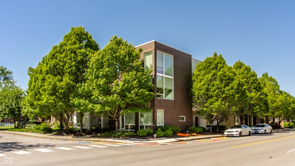 932 BROADWAY ST UNIT 14, INDIANAPOLIS, IN 46202 - Image d5df33111e1a94cd5fedc866e588e62c/1365926842