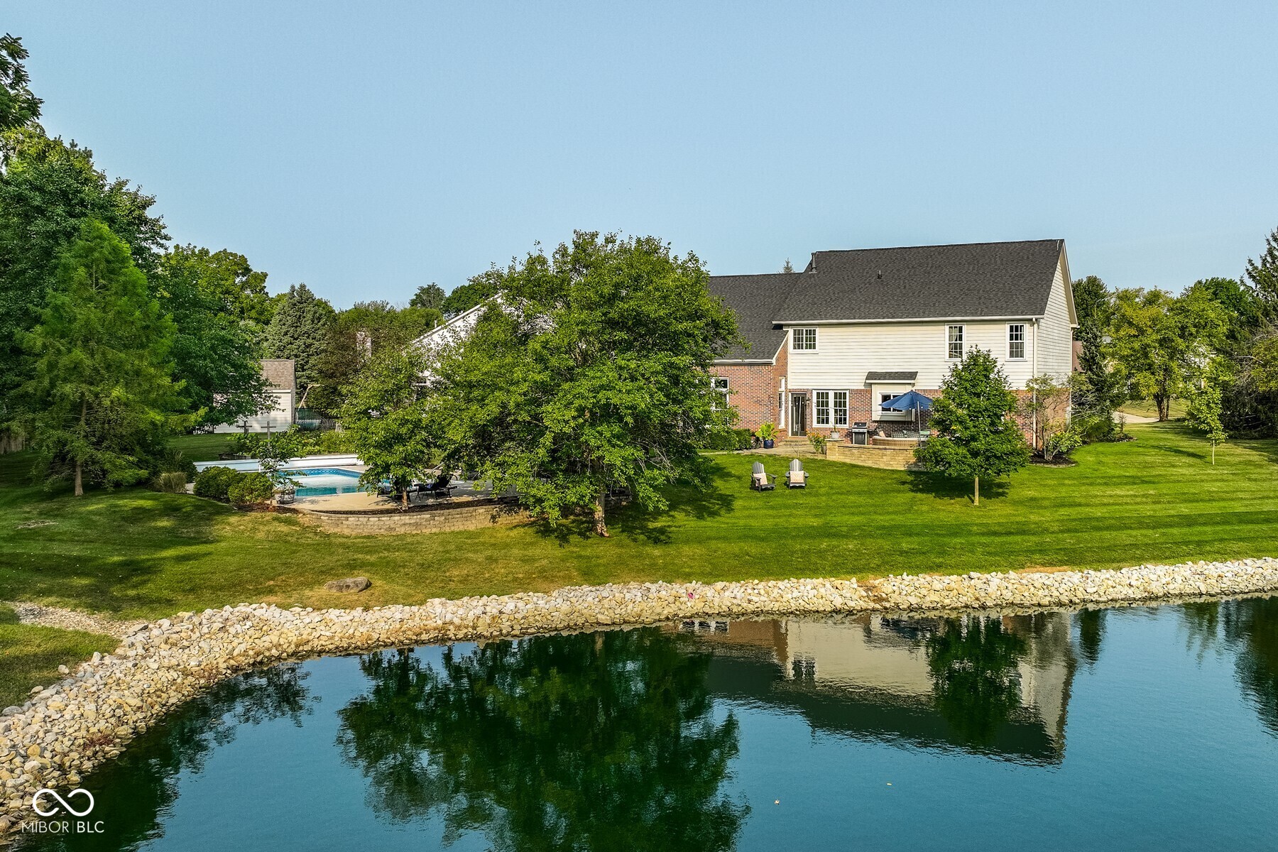 11365 Royal Circle
