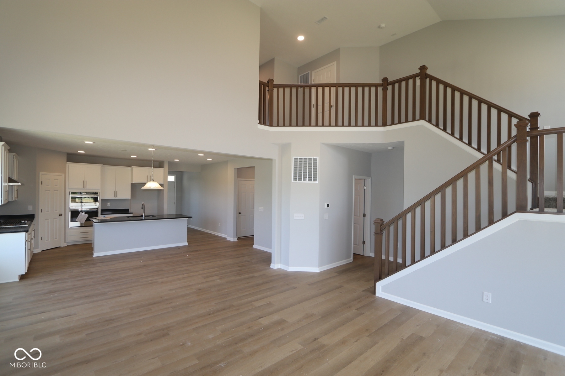 1114 Ridgevine Road