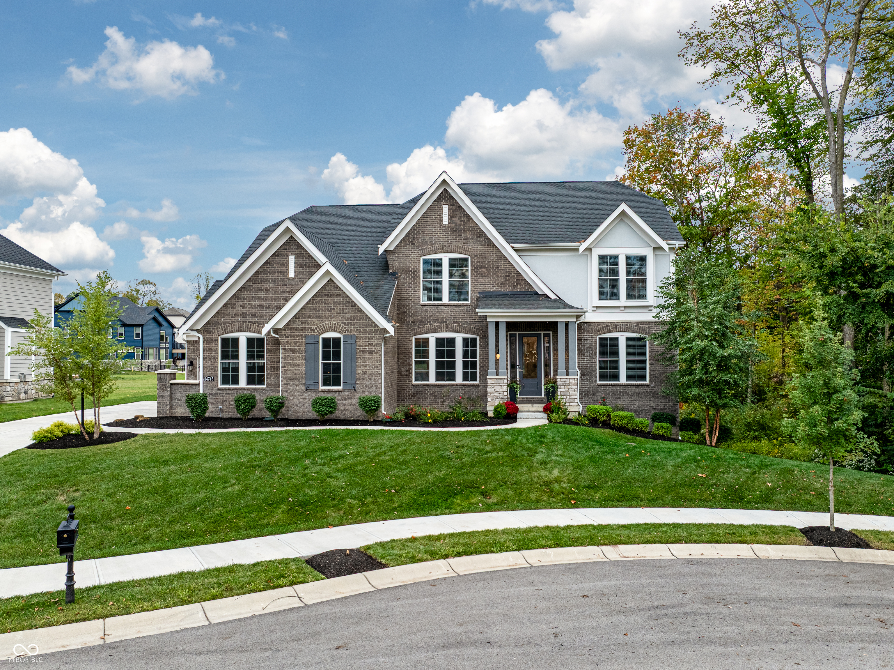 14745 Autumn View Way S