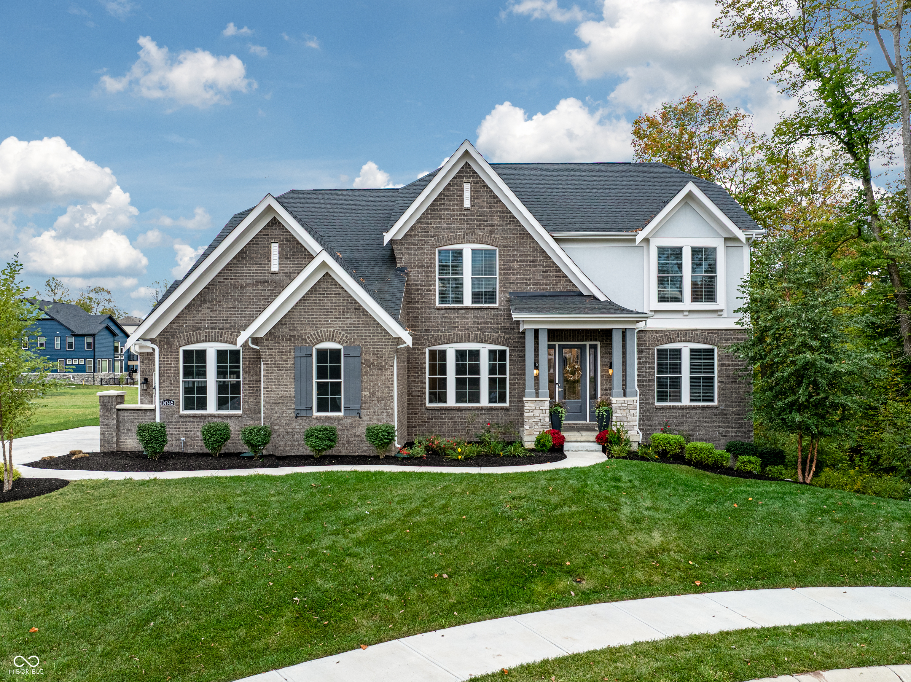 14745 Autumn View Way S