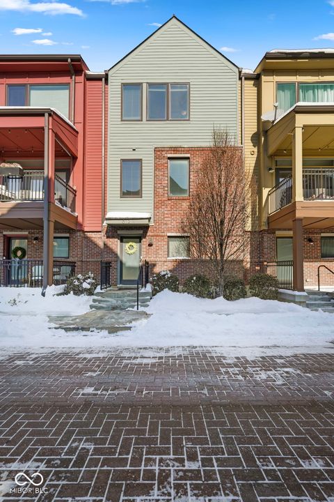 Photo of 612 Pomeroy Street, Indianapolis, IN 46202 (MLS # 22082158)