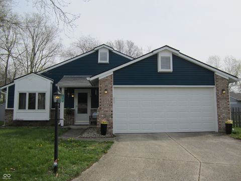 Photo of 18796 Northview Place, Noblesville, IN 46060 (MLS # 22092165)