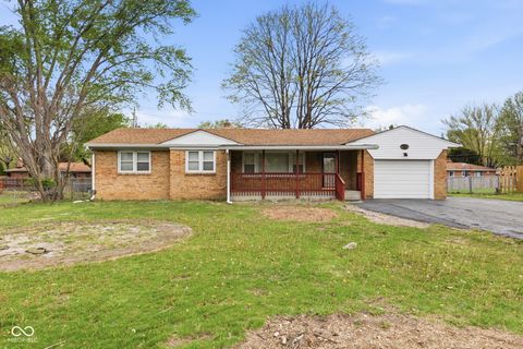 Photo of 7230 W Lockerbie Drive, Indianapolis, IN 46214 (MLS # 22095231)