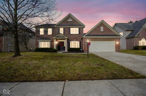 Photo of 12140 Cobblestone Drive, Fishers, IN 46037 (MLS # 22085012)