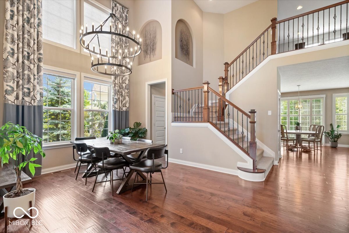 2705 April Springs View