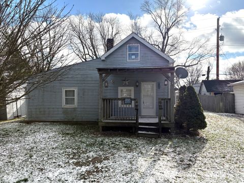 Photo of 1617 E Sumner Avenue, Indianapolis, IN 46227 (MLS # 22077434)
