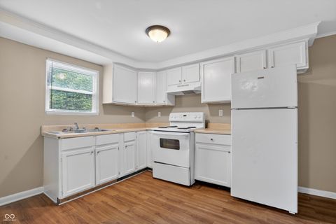 Photo of 7402 E 46th Street, Indianapolis, IN 46226 (MLS # 22102800)