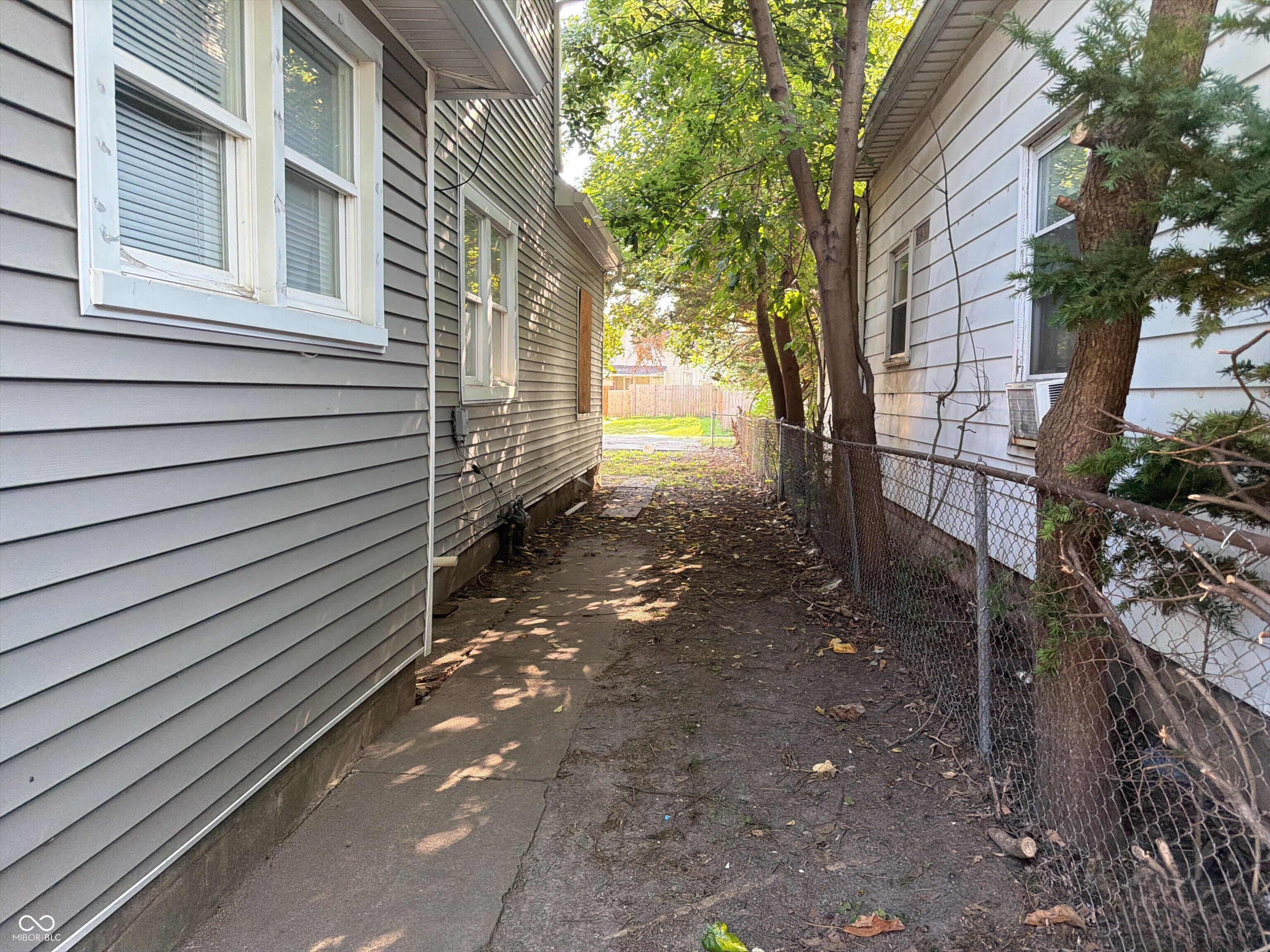 67 N Warman Avenue