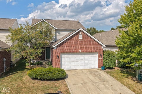 Photo of 8102 Buford Street, Indianapolis, IN 46216 (MLS # 22121987)
