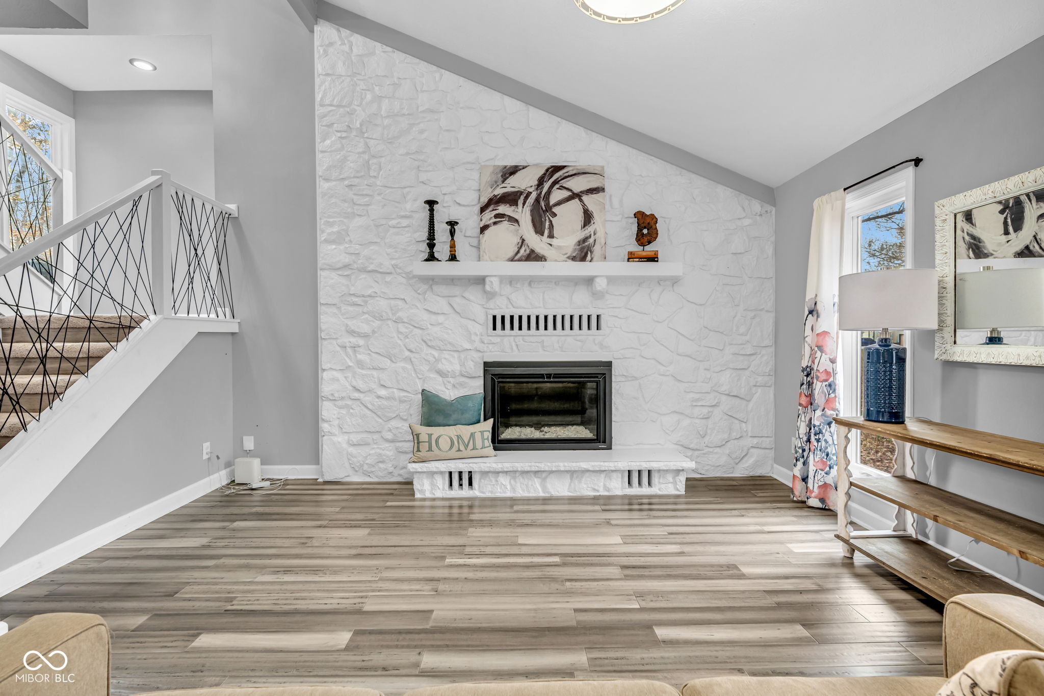 387 E County Road 200 S