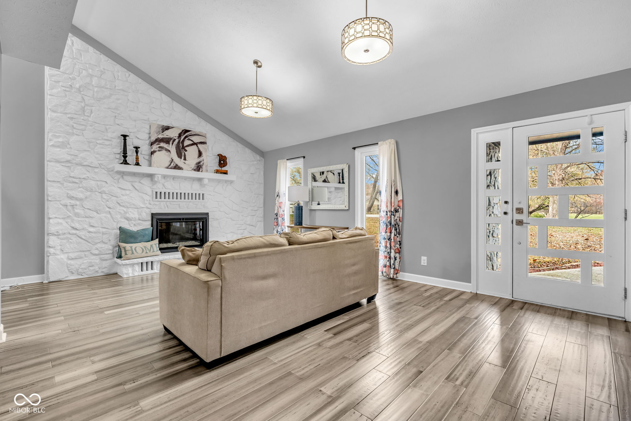 387 E County Road 200 S